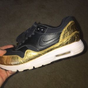 Super Bowl 50 Exclusive Nike Air Max